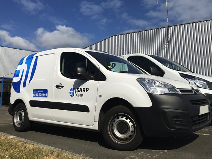 marquage-vehicule-adhesif-sarp-nantes Marquage véhicule SARP Ouest