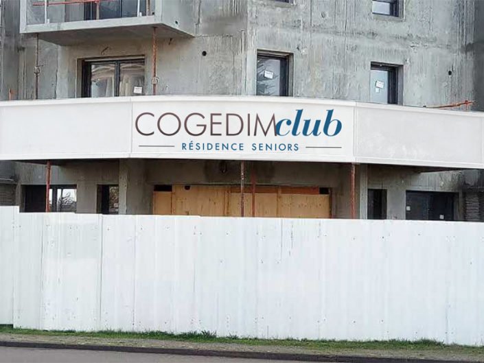 Enseigne en tôle-tablette pour Cogedim Club en Loire-atlantique