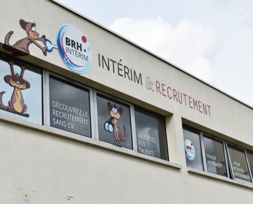 signaletique-brh-interim-signaletique ILV, adhésif en lettres découpées et décoration - BRH Intérim nantes