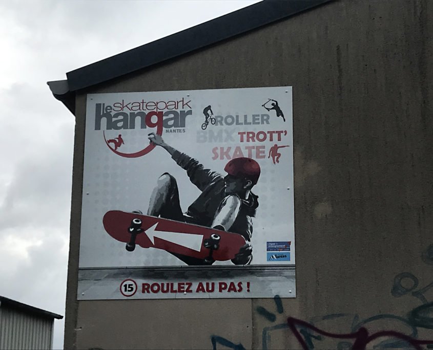 Panneaux de signalétique pour le Skatepark Le Hangar