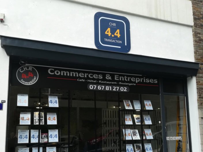 Enseigne en dibond pour 4.4 Transaction à Nantes Enseigne en dibond pour 4.4 Transaction à Nantes